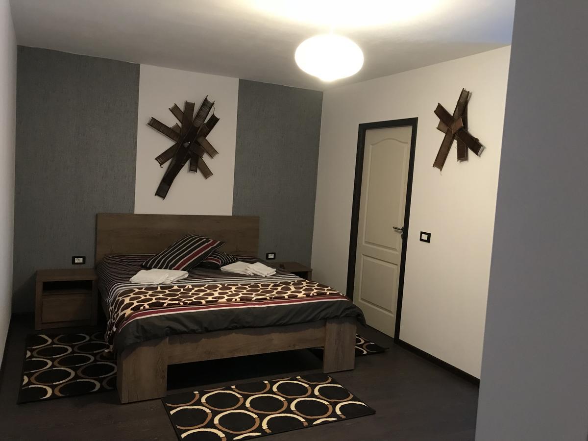 Casa Relax Hotel Văleni Esterno foto