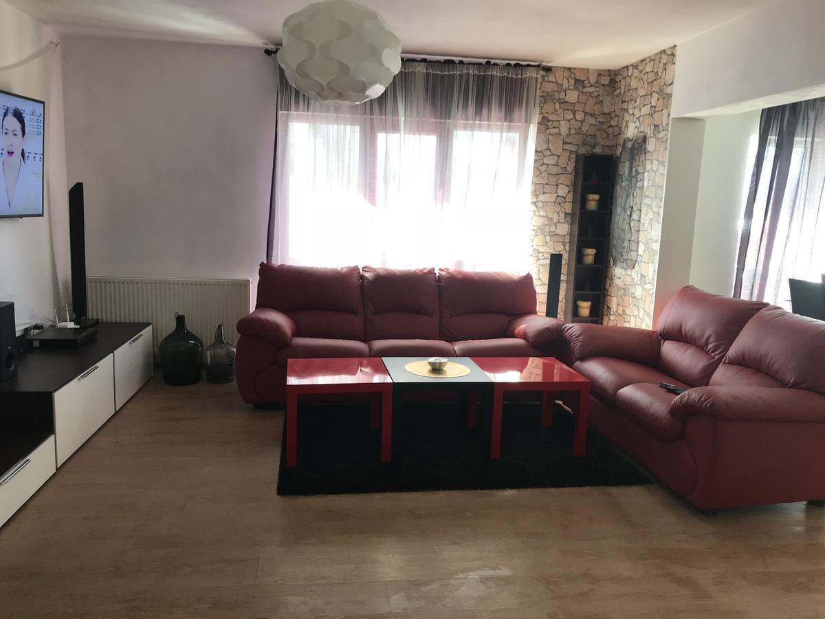 Casa Relax Hotel Văleni Esterno foto