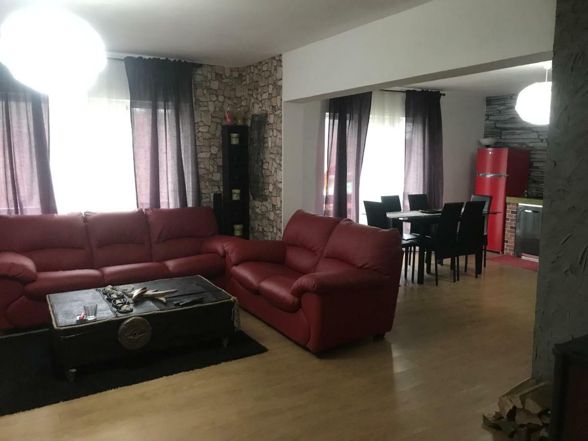 Casa Relax Hotel Văleni Esterno foto