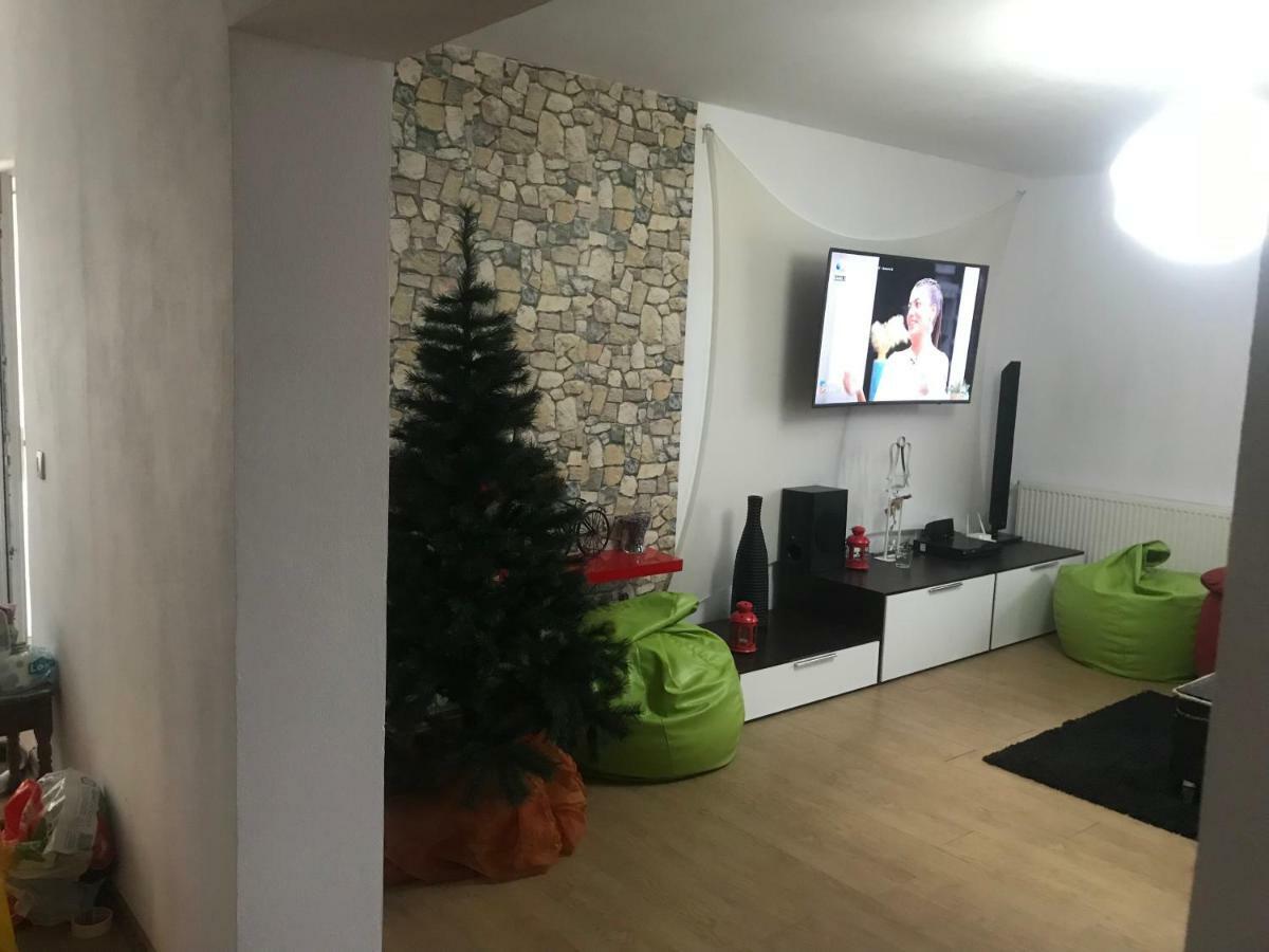 Casa Relax Hotel Văleni Esterno foto
