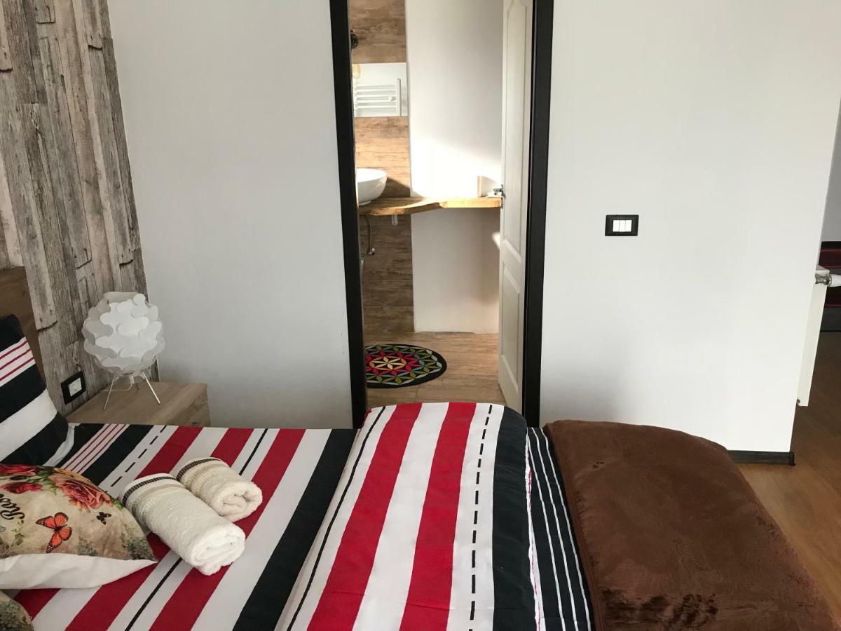 Casa Relax Hotel Văleni Esterno foto